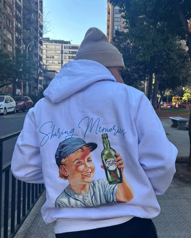Moletom Canguru "Sharing Memories" — detalhe do tecido fleece e acabamento